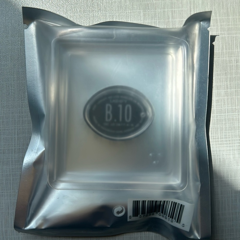 Brand new Lashify gossamer B10